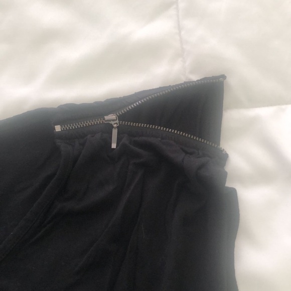 Calvin Klein black top with zipper sleeves that are functional scoop neck design - Picture 8 of 9